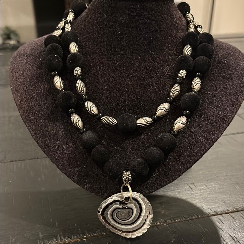 Vintage Felt Beaded Dichroic Glass Pendant Layered Necklace​​​